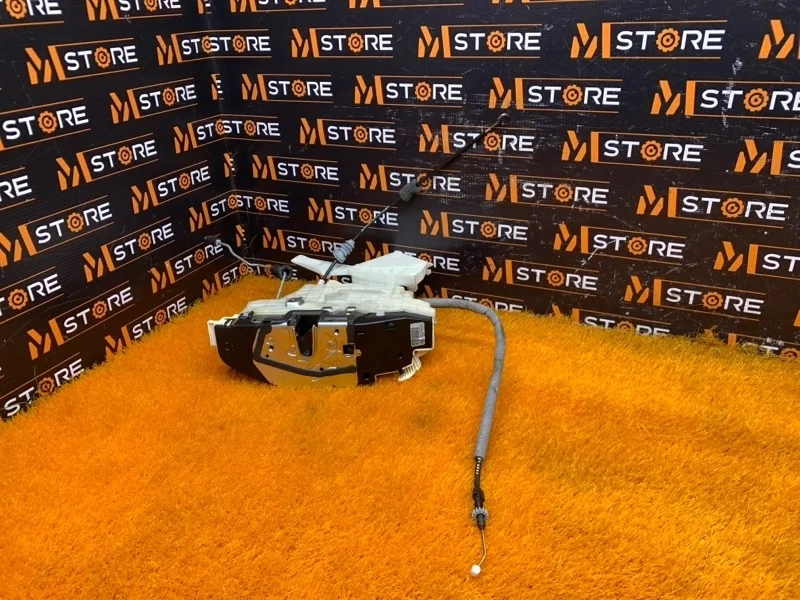 Замок двери Mercedes-Benz S-Class 2005 A2217300335 W221 273.961, задний левый