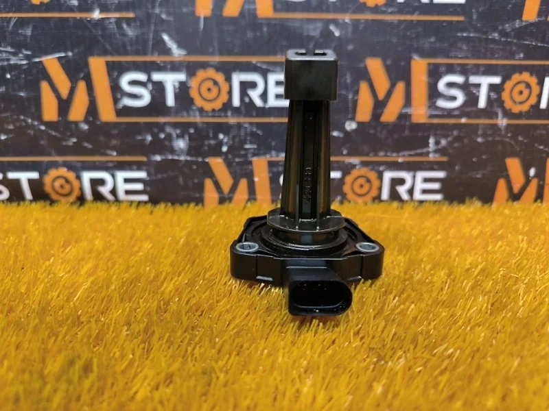 Датчик уровня масла Audi A6 2009 03C907660H C6/4F CCEA