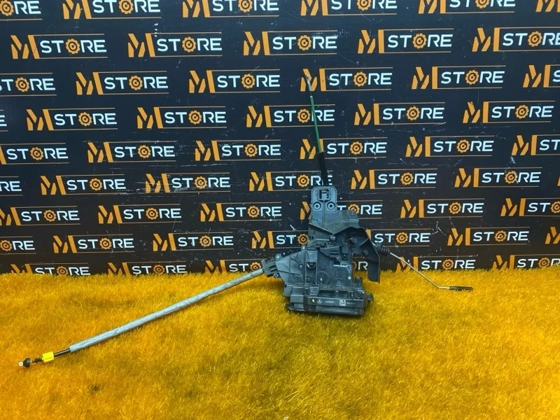 Замок двери Mercedes-Benz E-Class 2016 A2220064099 W213 274.920, задний левый