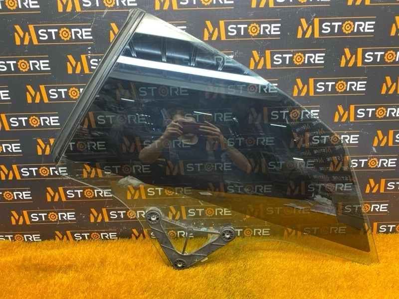 Стекло боковое Mercedes-Benz E-Class 2010 A2076700110 C207 271.860, заднее левое