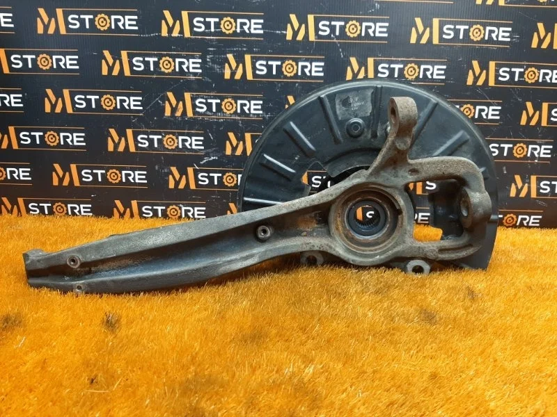 Ступица Audi Q7 2007 7L8407258A 4LB BHK, передняя правая