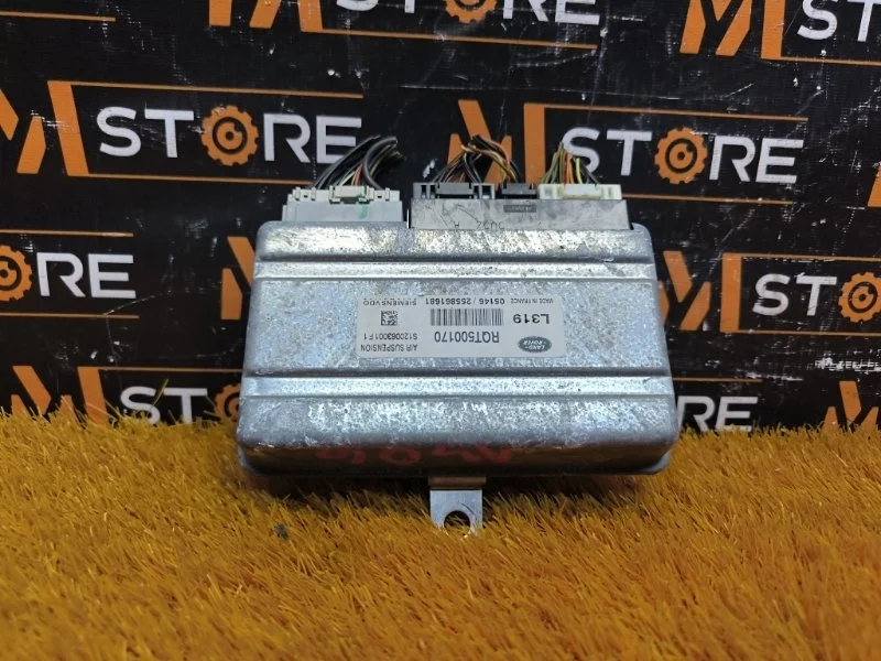 Блок управления пневмоподвеской Land Rover Discovery 2005 RQT500170 L319 448PN