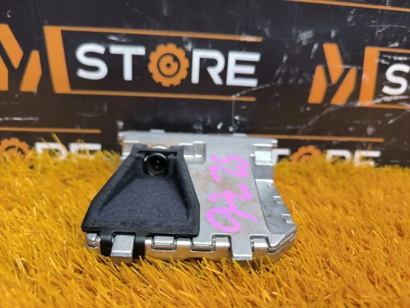 Камера Mercedes-Benz Gla-Class 2014 A0009057302 X156 270.920, передняя