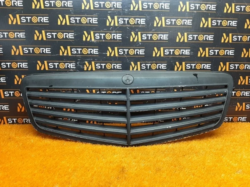Решетка радиатора Mercedes-Benz E-Class 2009 A2128800283 W212 272.952