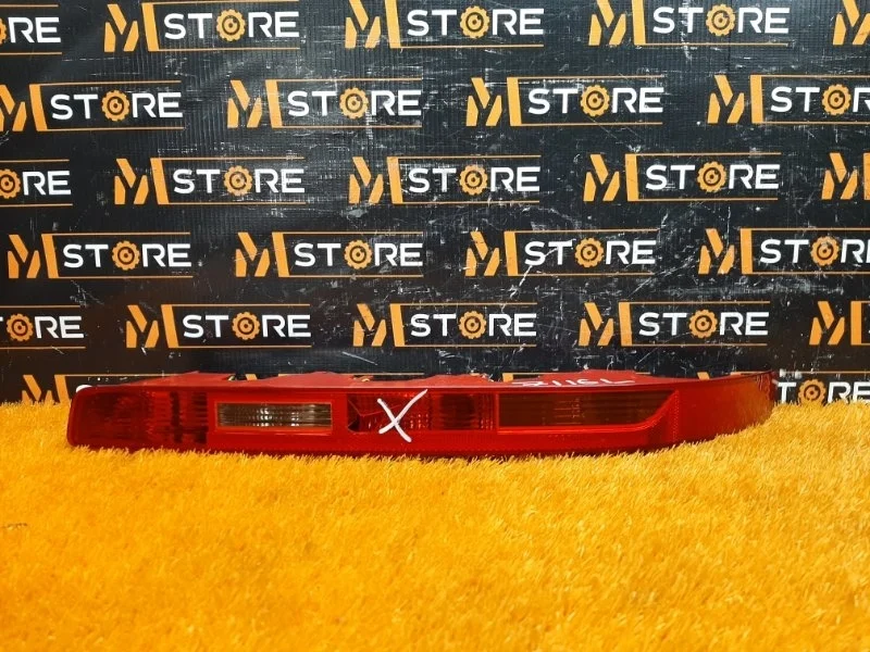 Фонарь в бампер Audi Q7 2007 4L0945096 4LB BHK, правый