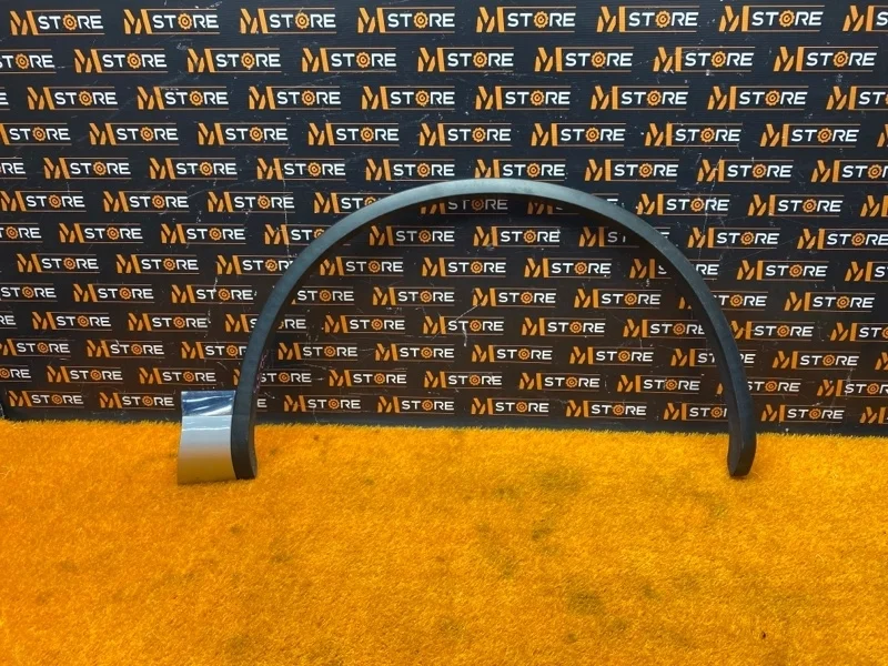 Накладка на крыло Volkswagen Touareg 2011 7P6853718 7P CGEA, передняя правая