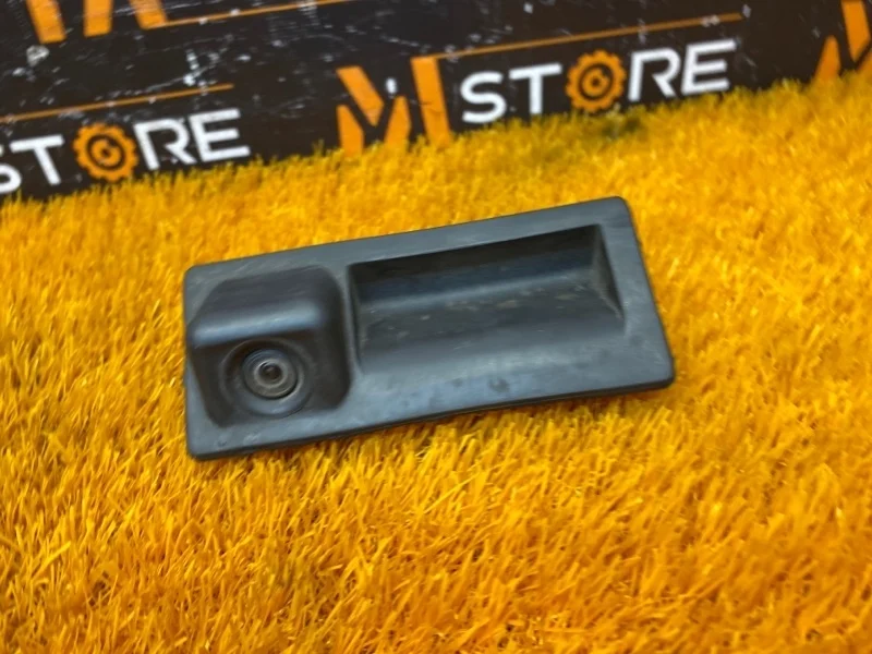 Камера заднего вида Audi A5 2013 5N0827566AA 8T CDN