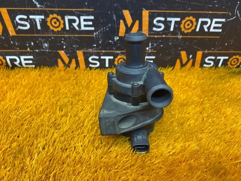Помпа дополнительная Audi Q3 2012 1K0965561J 8U CPSA