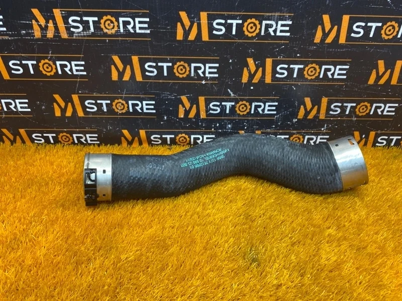 Патрубок интеркулера Bmw 5-Series 2011 13717612095 F10 N20B20B