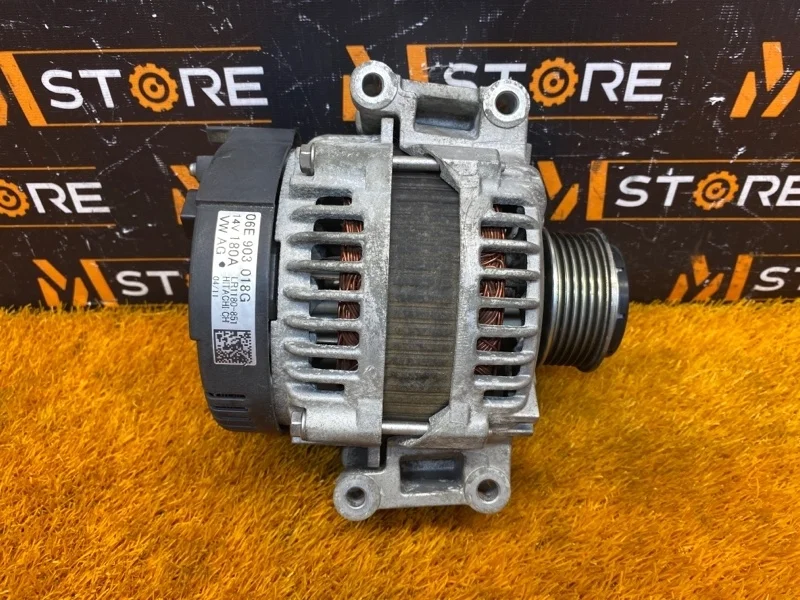 Генератор Audi A7 2011 06E903018G 4G CGWB