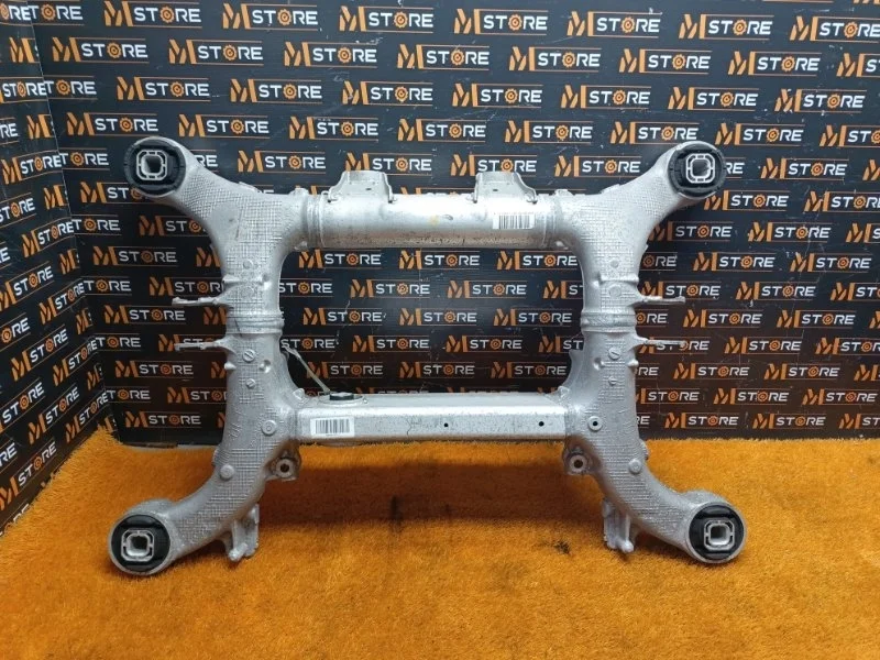 Балка поперечная (подрамник) Bmw 5-Series 2011 33316798545 F10 N20B20B, задняя