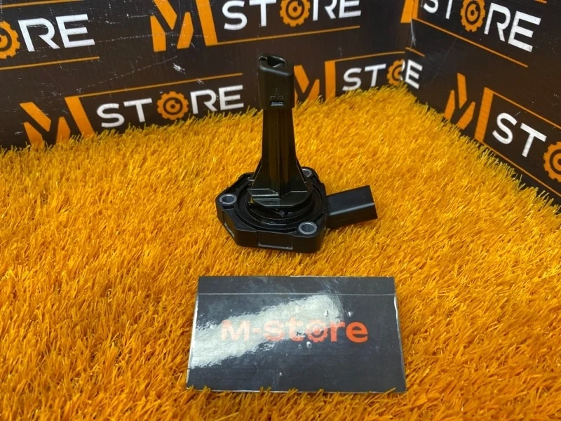 Датчик уровня масла Audi Q5 2009 03C907660H 8R CALB