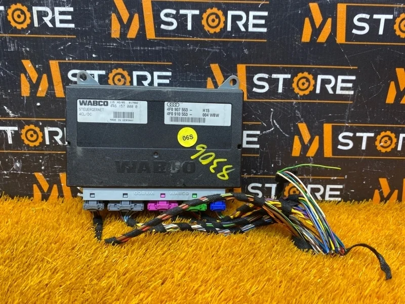 Блок управления пневмоподвеской Audi A6 2005 4F0910553 C6/4F AUK