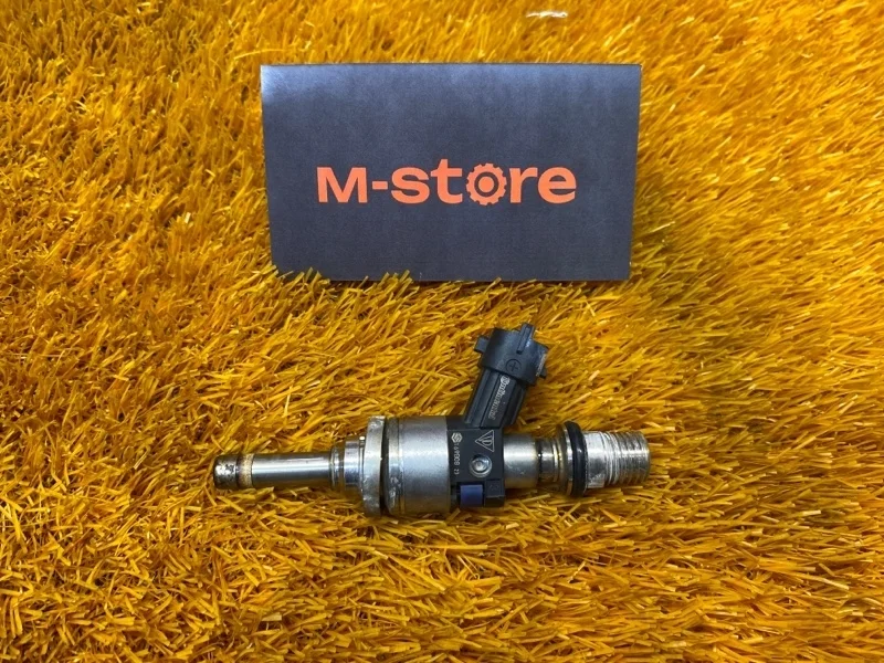 Форсунка топливная Porsche Cayenne 2008 94811012820 957 M4801