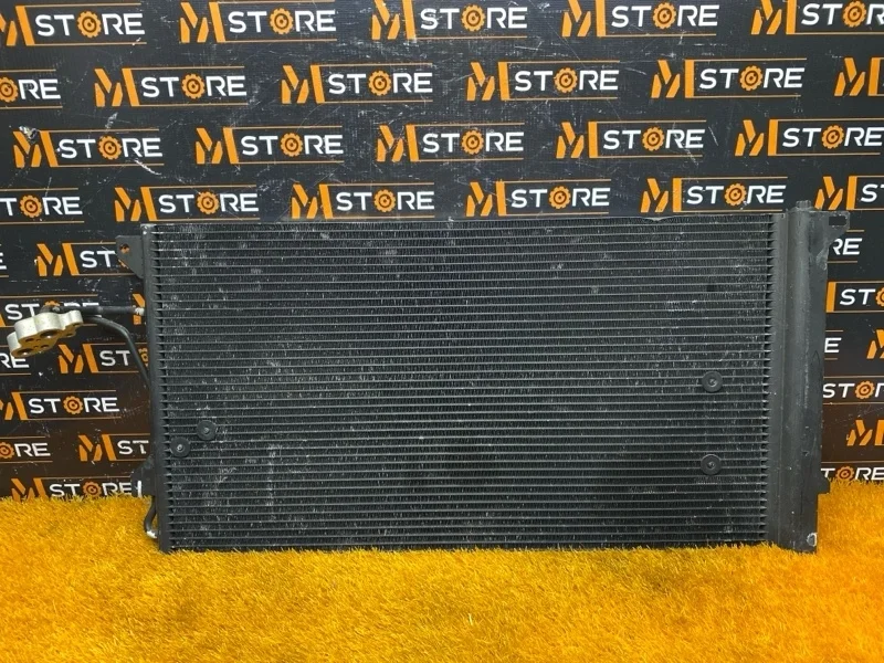 Радиатор кондиционера Audi Q7 2008 4L0260401A 4LB BHK