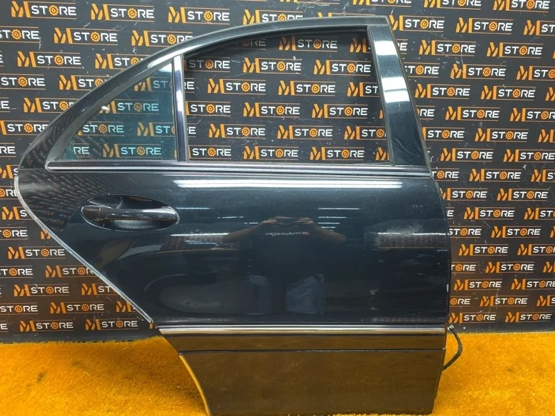 Дверь Mercedes-Benz C-Class 2004 A2037300205 W203 271.948, задняя правая
