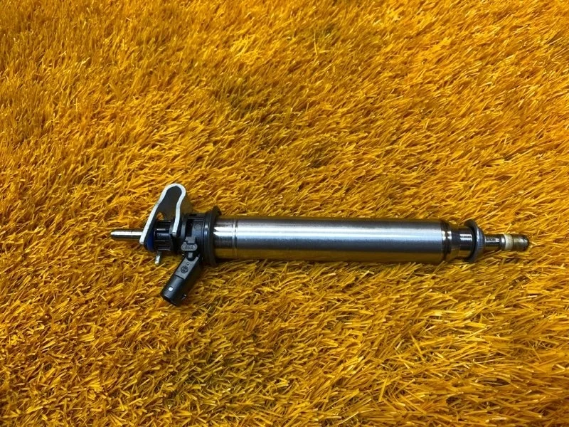 Форсунка топливная Mercedes-Benz Cla-Class 2013 A2780700687 C117 270.910