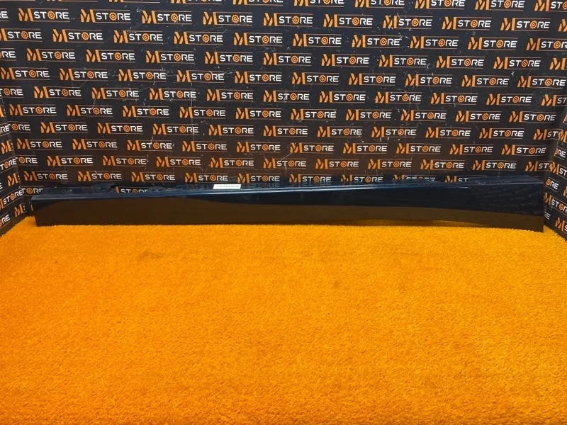 Накладка на порог BMW 1-Series 2011 51777287828 F20 N13B16A, правая