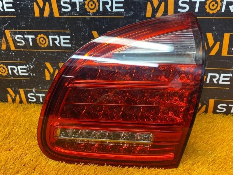 Фонарь крышки багажника Porsche Cayenne 2012 7P5945094M 958 4802, правый