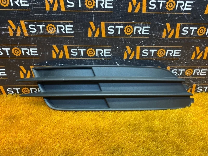 Оправа туманки Audi A6 2012 4G0807681F C7/4G CHVA, левая