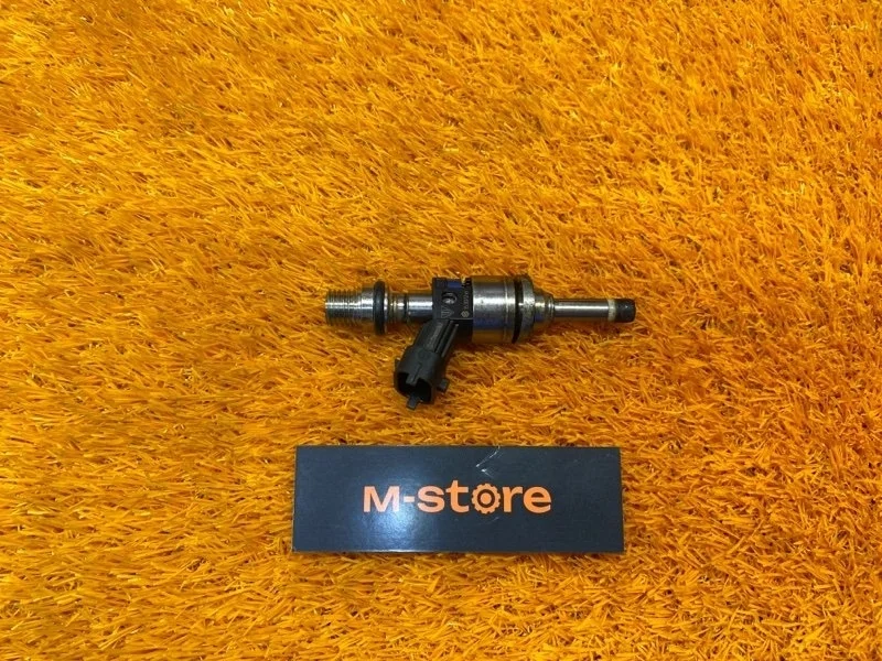 Форсунка топливная Porsche Cayenne 2012 94811012832 958 4802