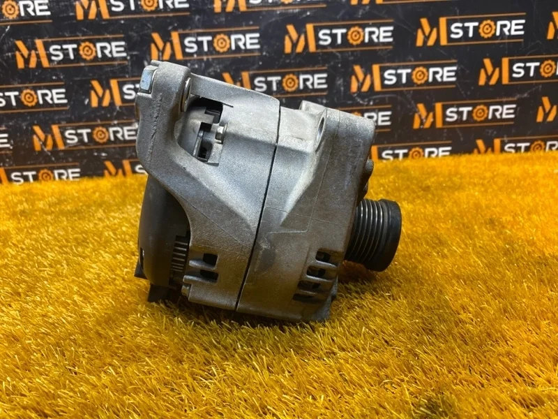 Генератор BMW 5-Series 2012 7605061 F10 N20B20A