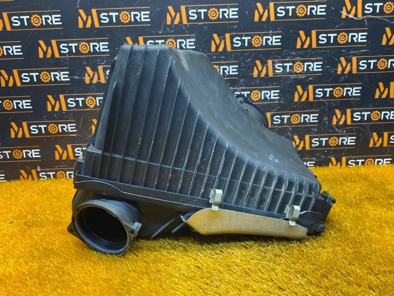 Корпус воздушного фильтра Volkswagen Touareg 2013 7P6129601H 7P CGRA