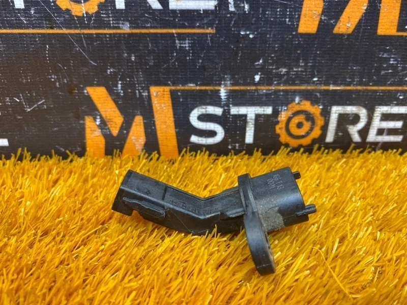 Датчик положения коленвала Mercedes-Benz A-CLASS 2013 A2709050600 W176 270.910