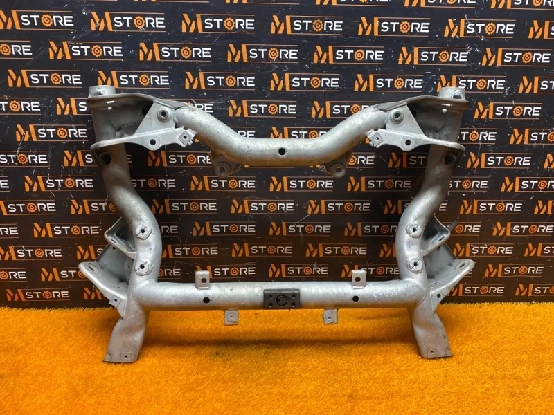 Балка поперечная (подрамник) Mercedes-Benz E-Class 2011 A2046281057 C207 276.957, передняя