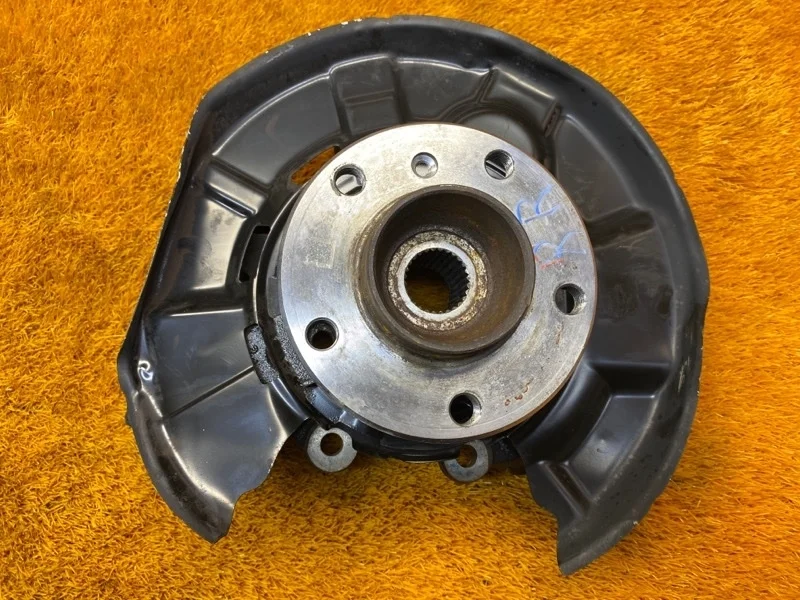 Ступица BMW 1-Series 2013 33326792516 F20 N13B16A, задняя правая