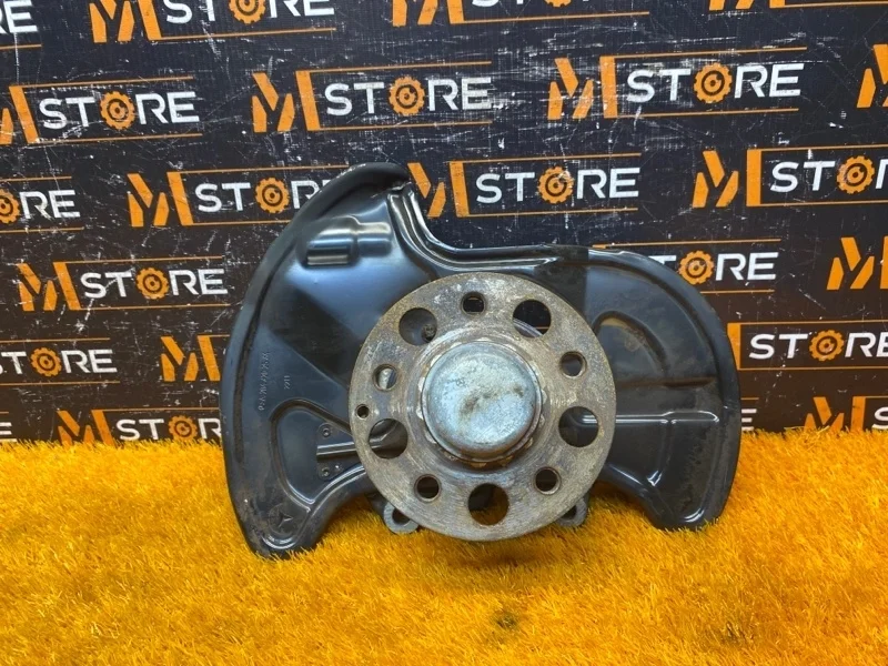 Ступица Mercedes-Benz E-Class 2011 A2043320101 C207 276.957, передняя левая