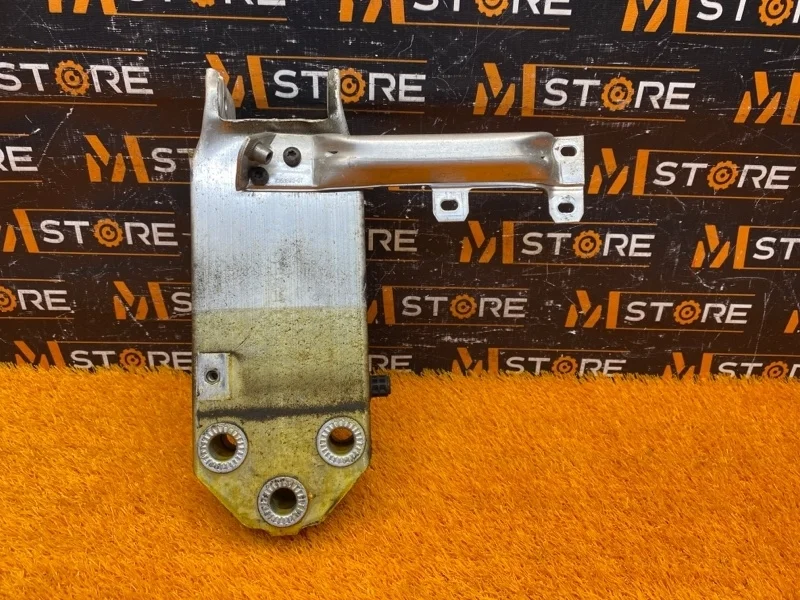 Кронштейн усилителя бампера Bmw 5-Series 2012 51117158893 F10 N20B20A, передний левый