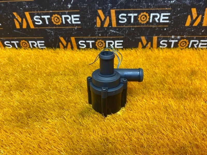 Помпа дополнительная Audi A7 2013 059121012A 4G CGW