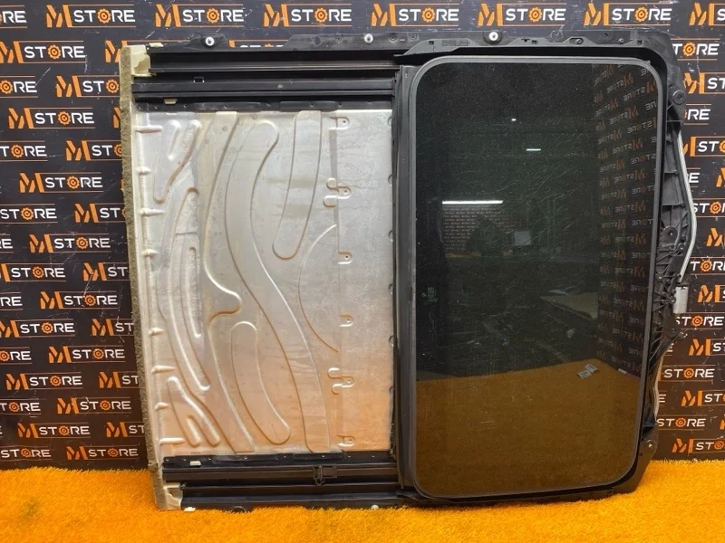 Люк BMW 3-Series 2006 54137145920 E90 N46B20B