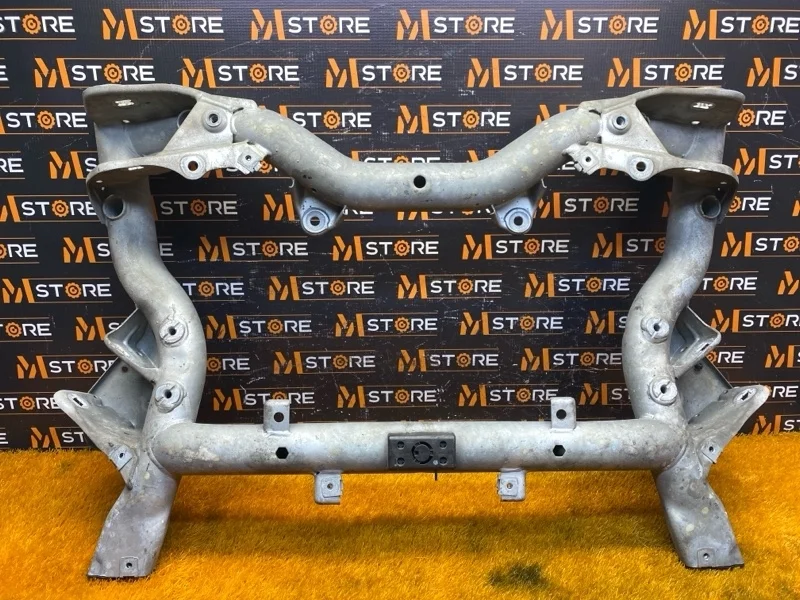 Балка поперечная (подрамник) Mercedes-Benz E-Class 2010 A2046281057 C207 272.988, передняя