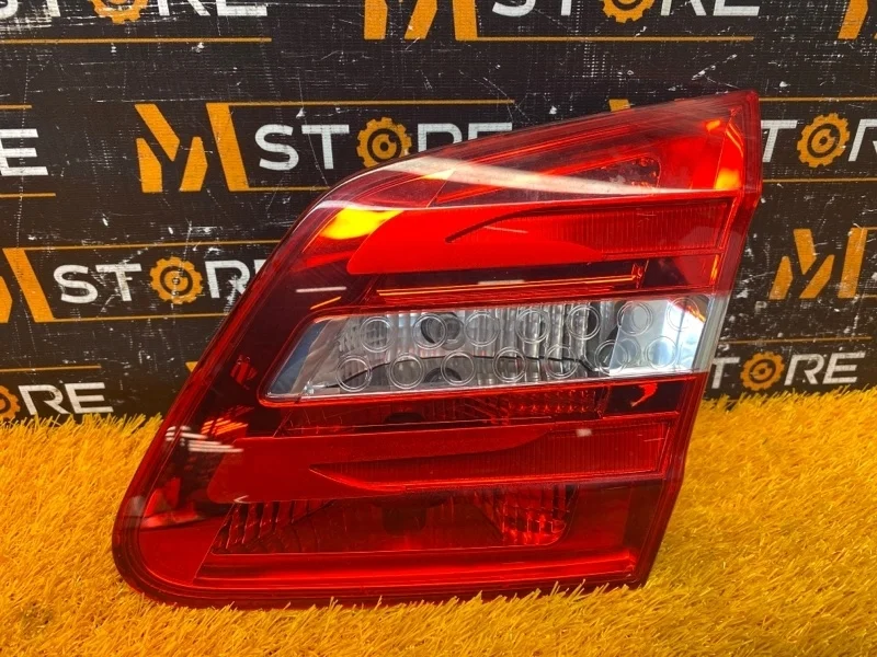 Фонарь крышки багажника Mercedes-Benz B-Class 2013 A2469066400 W246 270.910, правый