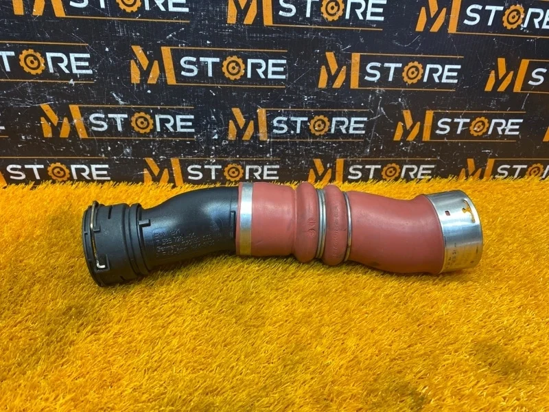 Патрубок интеркулера Bmw 6-Series 2011 13717583728 F13 N55B30A