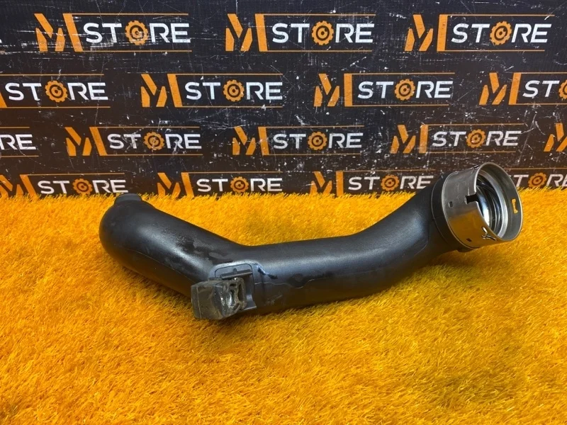 Патрубок интеркулера Bmw 6-Series 2011 13717582314 F13 N55B30A
