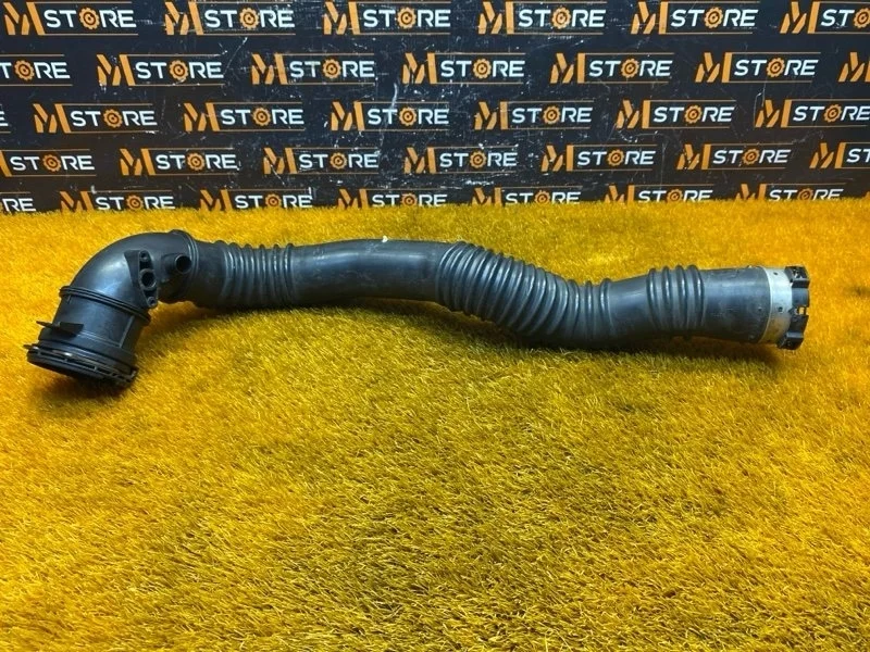 Патрубок воздухозаборника Bmw 5-Series 2014 13717612091 F10 N20B20A