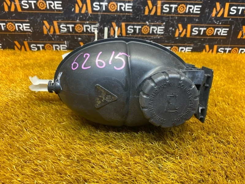 Бачок расширительный Mercedes-Benz E-Class 2011 A2045000549 W212 642.850