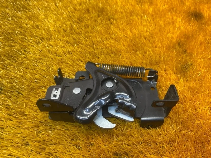 Замок капота BMW X1 2015 51237431369 F48 B48A20A, левый