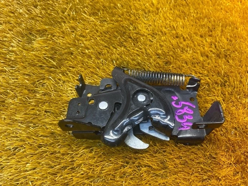 Замок капота BMW X1 2015 51237431370 F48 B48A20A, правый