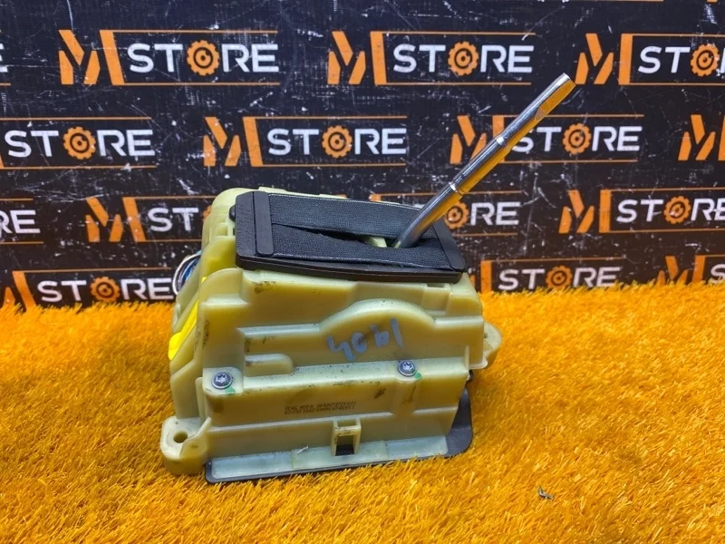 Селектор АКПП Mercedes-Benz C-Class 2007 A2042675824 W204 271.950