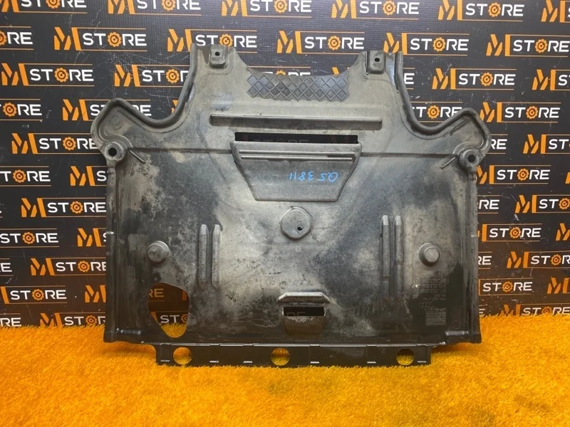 Защита двигателя Audi Q5 2011 8F0863822E 8R CDNC