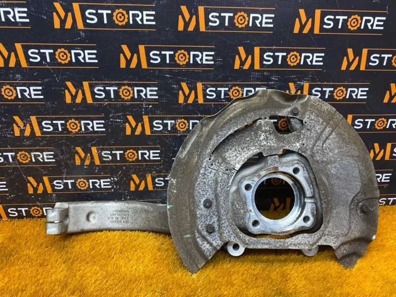 Кулак поворотный Bmw X5 2009 31216773784 E70 N52B30A, передний правый