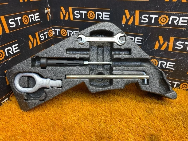 Ящик для инструментов Porsche Cayenne 2008 7L0012113A 957 5501