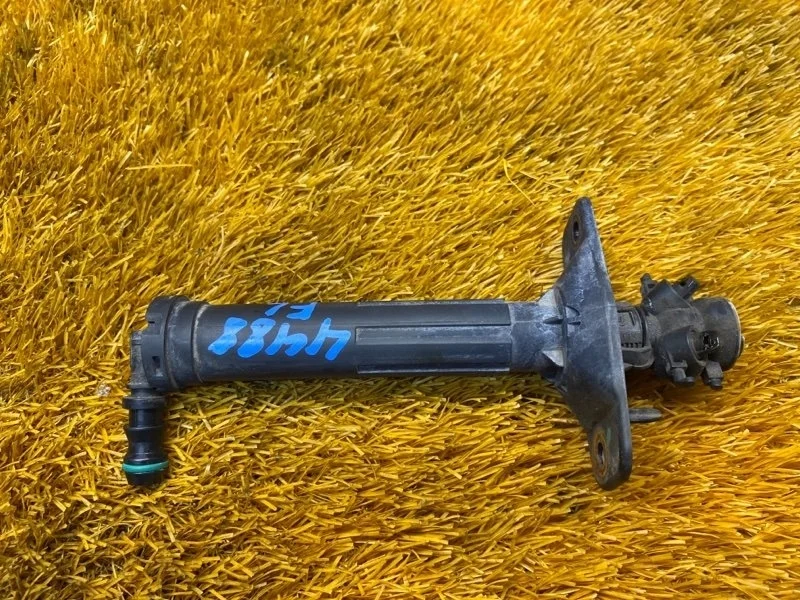 Форсунка омывателя фары Audi A6 2012 4G0955101 C7/4G CHJA, левая