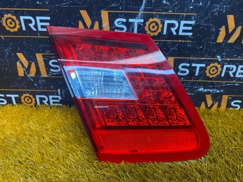 Фонарь крышки багажника Mercedes-Benz E-Class 2012 A2129060358 W212 276.952, левый