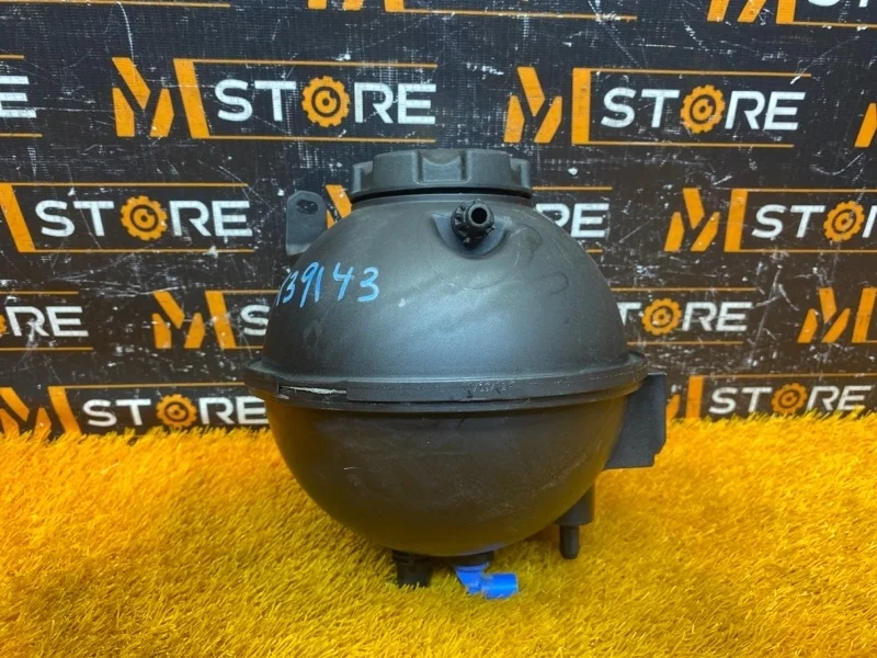 Бачок расширительный Bmw X3 2013 17137823544 F25 N47D20C