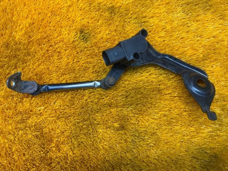 Датчик высоты дорожного просвета Audi A5 2015 1T0907503 8T CDNC, задний левый